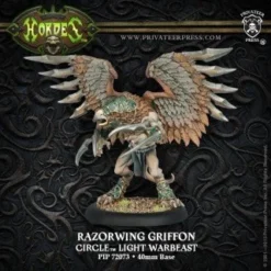 Circle Orboros: Razorwing Griffon - Light Warbeast (1) - PIP-72073[Plastik Box Set] [875582012006]